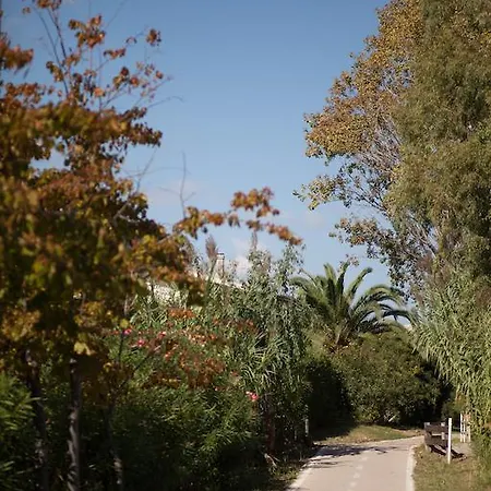 Lido Отель Васто