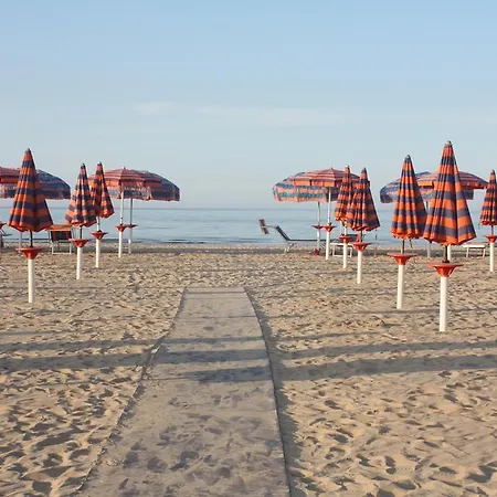 Lido Отель Васто